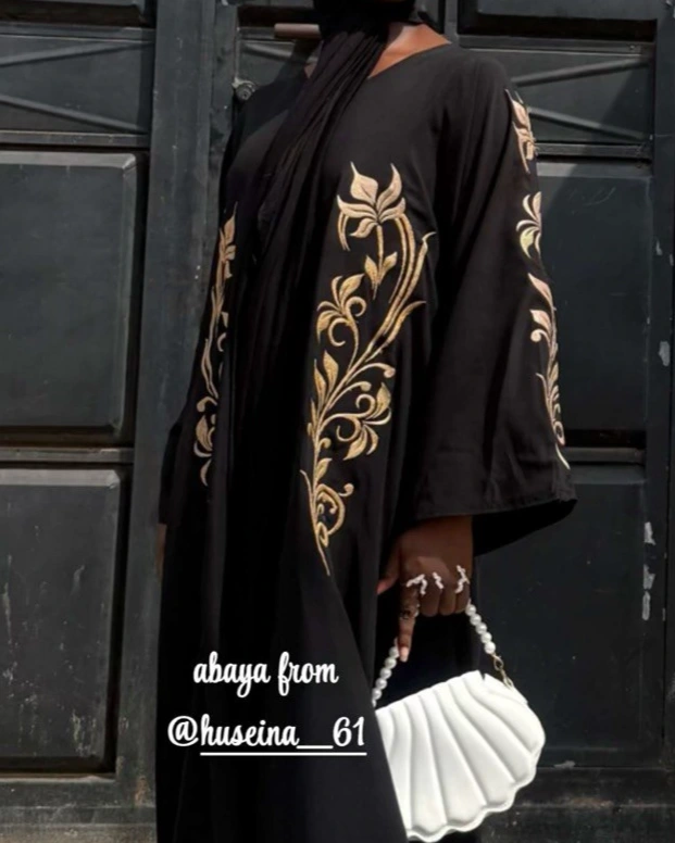 Signed Luxe community style